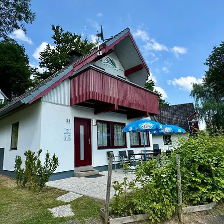 22 Mit Seeblick Und Garten Bis 6 Personen * Kirchheim (Hessen)
