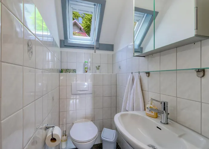 Vakantiehuis 22 Mit Seeblick Und Garten Bis 6 Personen *